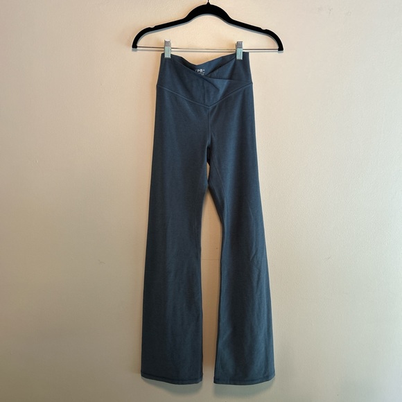Abercrombie & Fitch YPB workout pants - Picture 1 of 4